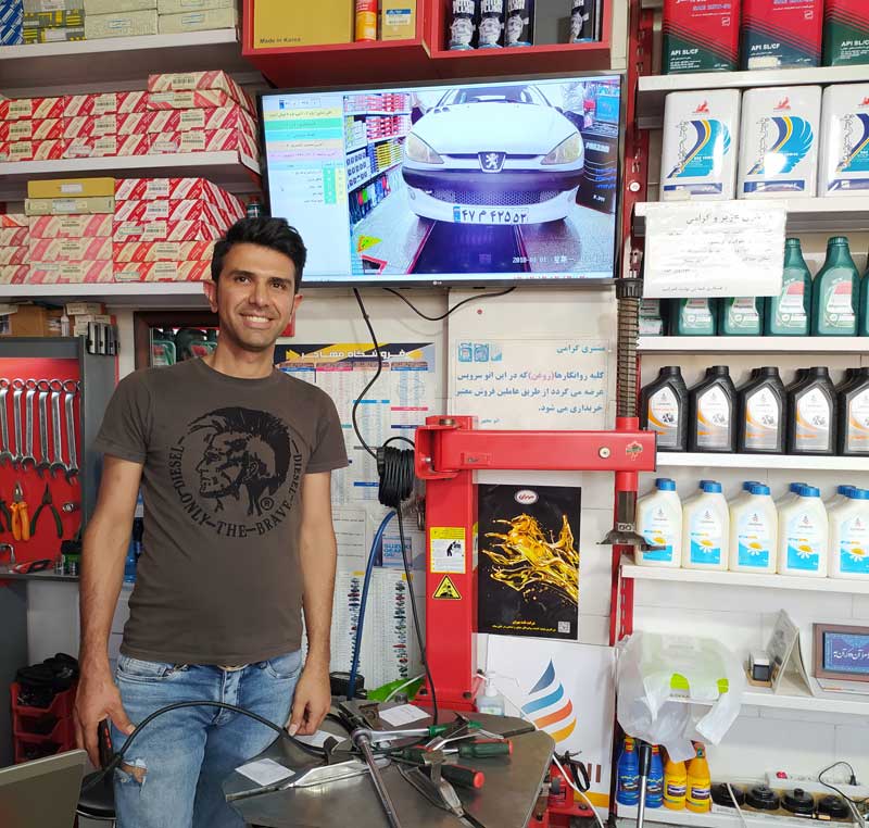 اتوسرویس مجهز کارن مدرن ترین اتوسرویس مجهز به آینه هوشمند روانکار